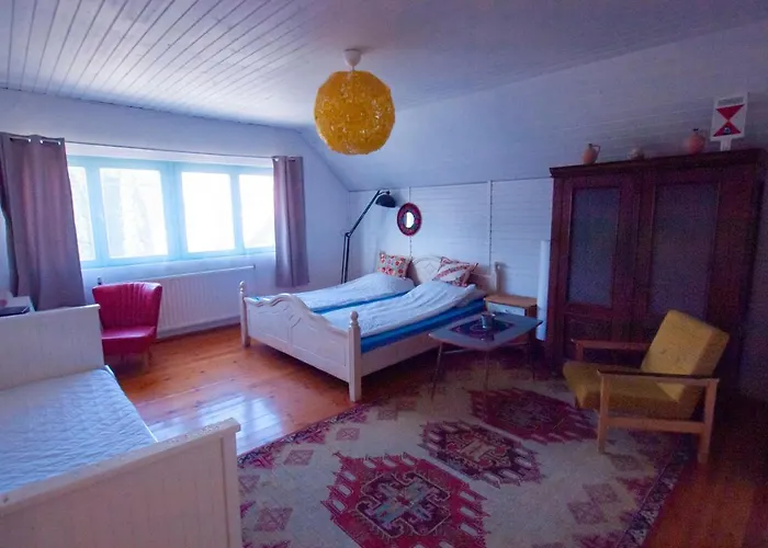 Makvirag Aparthotel 3*